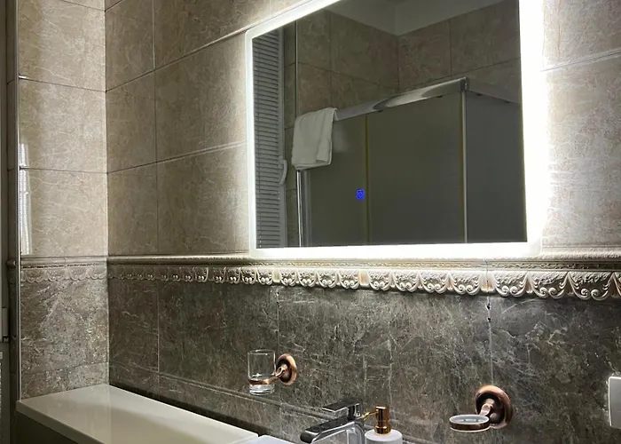 Fia 9 - Panoramic View * 地拉那